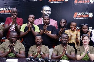Nhà thờ ở Uganda phá kỷ lục Guinness thế giới về thời gian vỗ tay