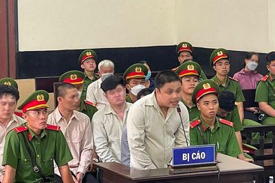 Tử hình bị cáo cầm đầu băng nhóm mua bán ma túy