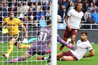 Kết quả Wolver - Man City: The Blue thảm bại tại Molineux