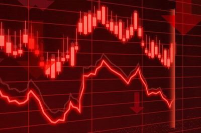 Chứng khoán lại đỏ sàn, nhà đầu tư có nên bắt đáy?