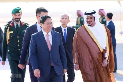 Lễ đón Thủ tướng Phạm Minh Chính tại thành phố Riyadh