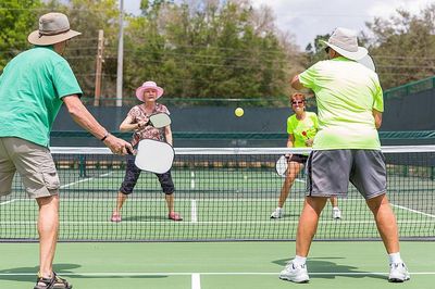 Môn thể thao thú vị Pickleball: Vì sao cứ chơi thử là sẽ 'nghiện'?