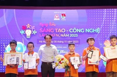 Tìm ra quán quân Cuộc thi Sáng tạo Robotics năm 2023