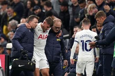 Tottenham tan nát đội hình sau trận thua thảm Chelsea