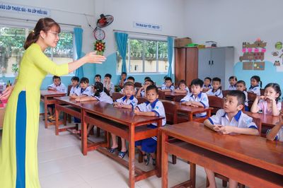 Dạy học lớp 4 theo chương trình mới: Thay đổi từ người thầy