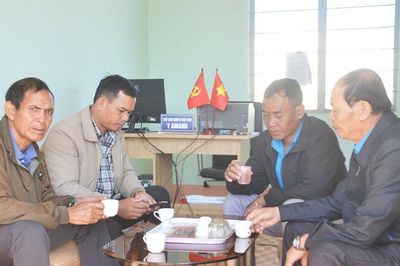 Người cao tuổi Hà Bầu tích cực tham gia công tác hòa giải