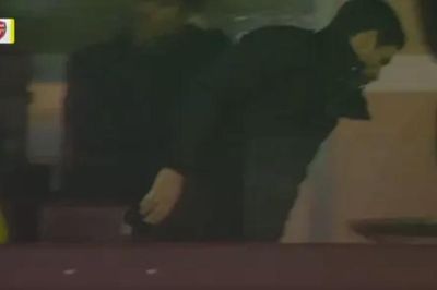 Unai Emery 'trả thù ngọt ngào', đá văng Arsenal khỏi ngôi đỉnh bảng