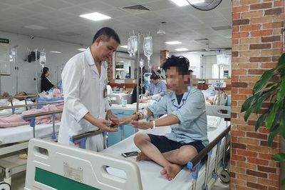 Chuyên gia y tế đề nghị cấm thuốc lá điện tử