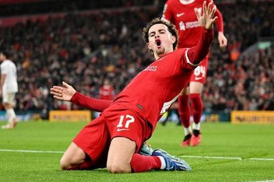 'Đè bẹp' West Ham, Liverpool đoạt vé vào bán kết League Cup