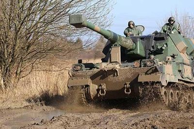 Ukraine bất ngờ sử dụng đạn 155mm của Ấn Độ cho pháo tự hành Krab