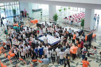 Học sinh 60 trường THPT khu vực ĐBSCL tranh tài Robotics