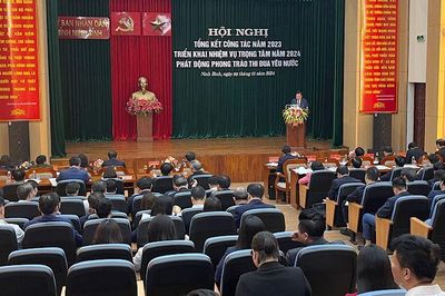 Ninh Bình phấn đấu xây dựng thành công mô hình phát triển tiêu biểu