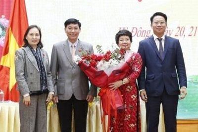 Phê chuẩn kết quả bầu Phó Chủ tịch quận Hà Đông