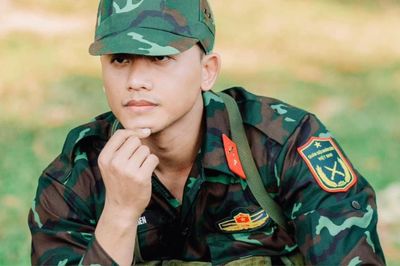 Mai Tài Phến khóc nghẹn khi nhắc về bố