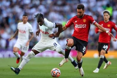Ngoại hạng Anh vòng 21: Khó khăn ngay tại Old Trafford