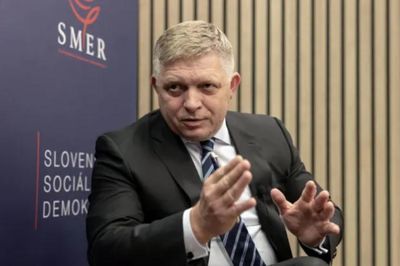 Slovakia nối lại hợp tác văn hóa với Nga, Belarus