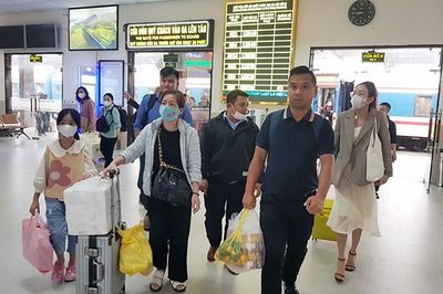 Đà Nẵng: Không để người dân thiếu tàu, xe về quê đón Tết