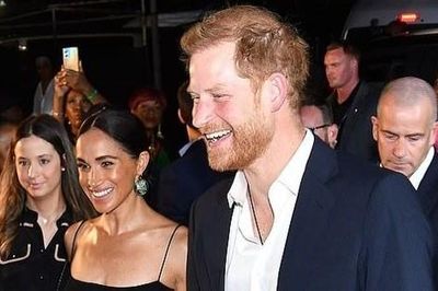 Harry và Meghan thách thức Hoàng gia Anh
