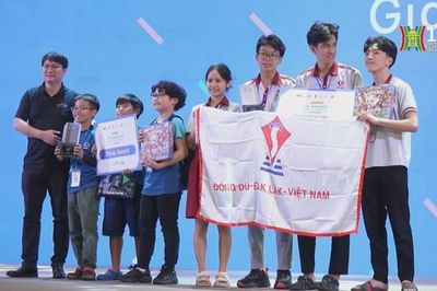 Khởi động Giải vô địch quốc gia 'Vex Robotics - 2024'