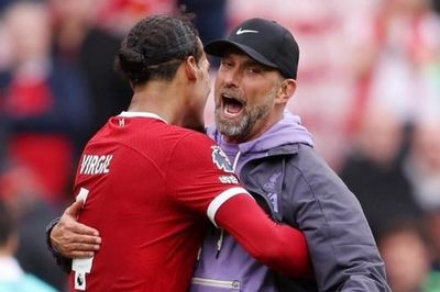 Chuyển nhượng cầu thủ: Van Dijk không cam kết tương lai với Liverpool