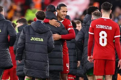Klopp ra đi, Liverpool lập tức có biến
