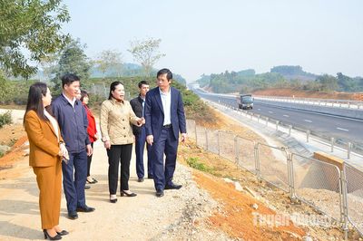 Sắc Xuân trên thành phố đô thị loại II