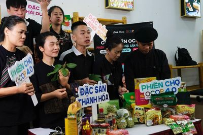 Đặc sản cháy hàng trên livestream, TikToker chốt đơn 100 tỷ