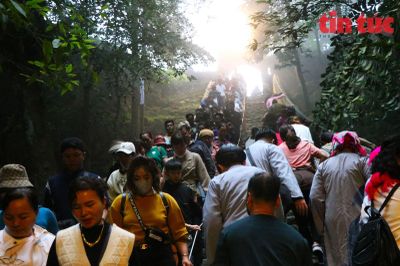'Nóng' tuần qua: Thủ tướng Chính phủ kiểm tra các công trình trọng điểm; không khí lễ hội khắp cả nước