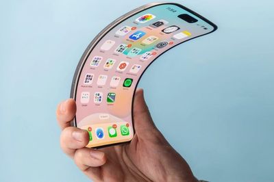 Bao giờ iPhone gập ra mắt?