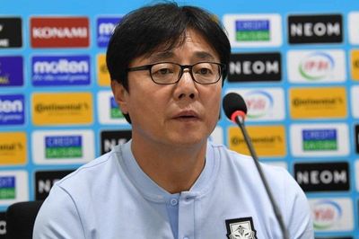 LĐBĐ Hàn Quốc không chọn HLV Park Hang Seo làm HLV tạm quyền