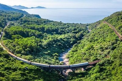 Đèo Hải Vân - Cung đường di sản đẹp nhất Việt Nam