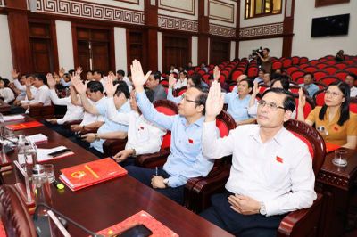 Ninh Bình: Hội đồng nhân dân tỉnh thông qua nhiều nghị quyết quan trọng
