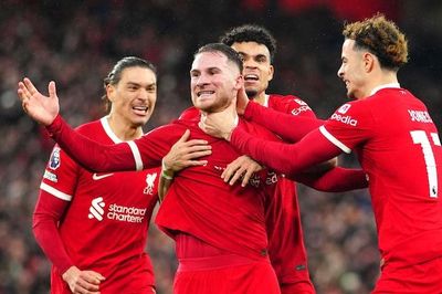Alexis Mac Allister lập tuyệt phẩm 'giải cứu' Liverpool