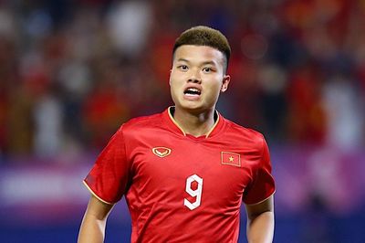 Đội hình U23 Việt Nam vs U23 Kuwait: Văn Tùng, Nguyên Hoàng đá chính