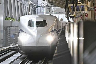 'Vị khách' không mời gây chậm trễ hiếm thấy trên tàu cao tốc Nhật Bản
