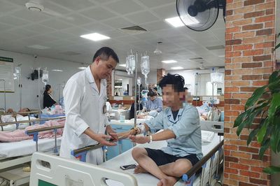 Hơn 1.200 ca nhập viện do sử dụng thuốc lá điện tử