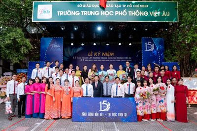 Trường THPT Việt Âu xây dựng Trường học Hạnh phúc trong năm học 2024- 2025