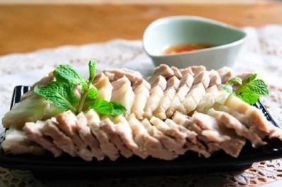 Cách luộc thịt không cần nước giúp món ăn ngọt đậm, không mất chất