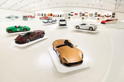 Loạt Ferrari độc nhất thế giới được trưng bày tại Italy