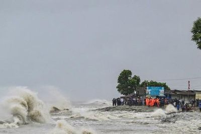 Bangladesh sơ tán gần 800 nghìn dân do bão lớn