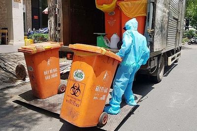 Thành phố Hồ Chí Minh: Quy định thời gian vận chuyển chất thải nguy hại