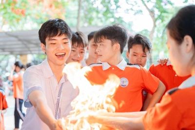 Cosmosics thắp lên ngọn lửa đam mê khoa học