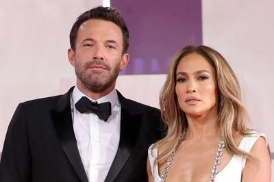 Jennifer Lopez tan vỡ với Ben Affleck vì nghiện tình yêu?