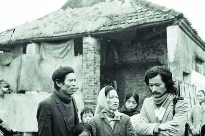 Ngày nhà báo, đọc lại báo nhà