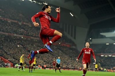 Liverpool ra giá bán Van Dijk