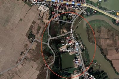 Đê Tả Cà Lồ (Sóc Sơn) bị lấn chiếm, phủ đầy rác (bài 1): Người dân bức xúc vì rác vây quanh nhà, nguy cơ ngập lụt cao