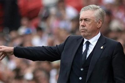HLV Ancelotti khẳng định Real sẽ không mua thêm cầu thủ