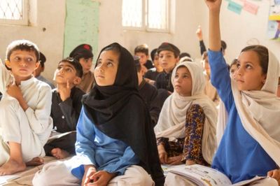 Pakistan ban bố tình trạng khẩn cấp về giáo dục