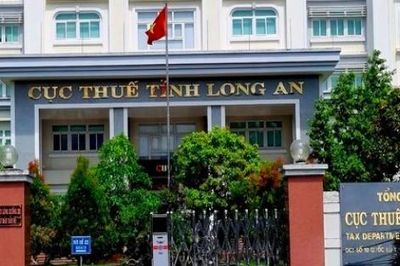 Long An: Tạm hoãn xuất cảnh Chủ tịch Công ty An Phú Sinh và 5 giám đốc do nợ thuế