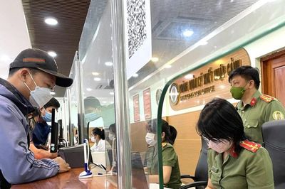 Đề xuất cấm xuất cảnh đối với cá nhân, chủ hộ kinh doanh còn nợ thuế